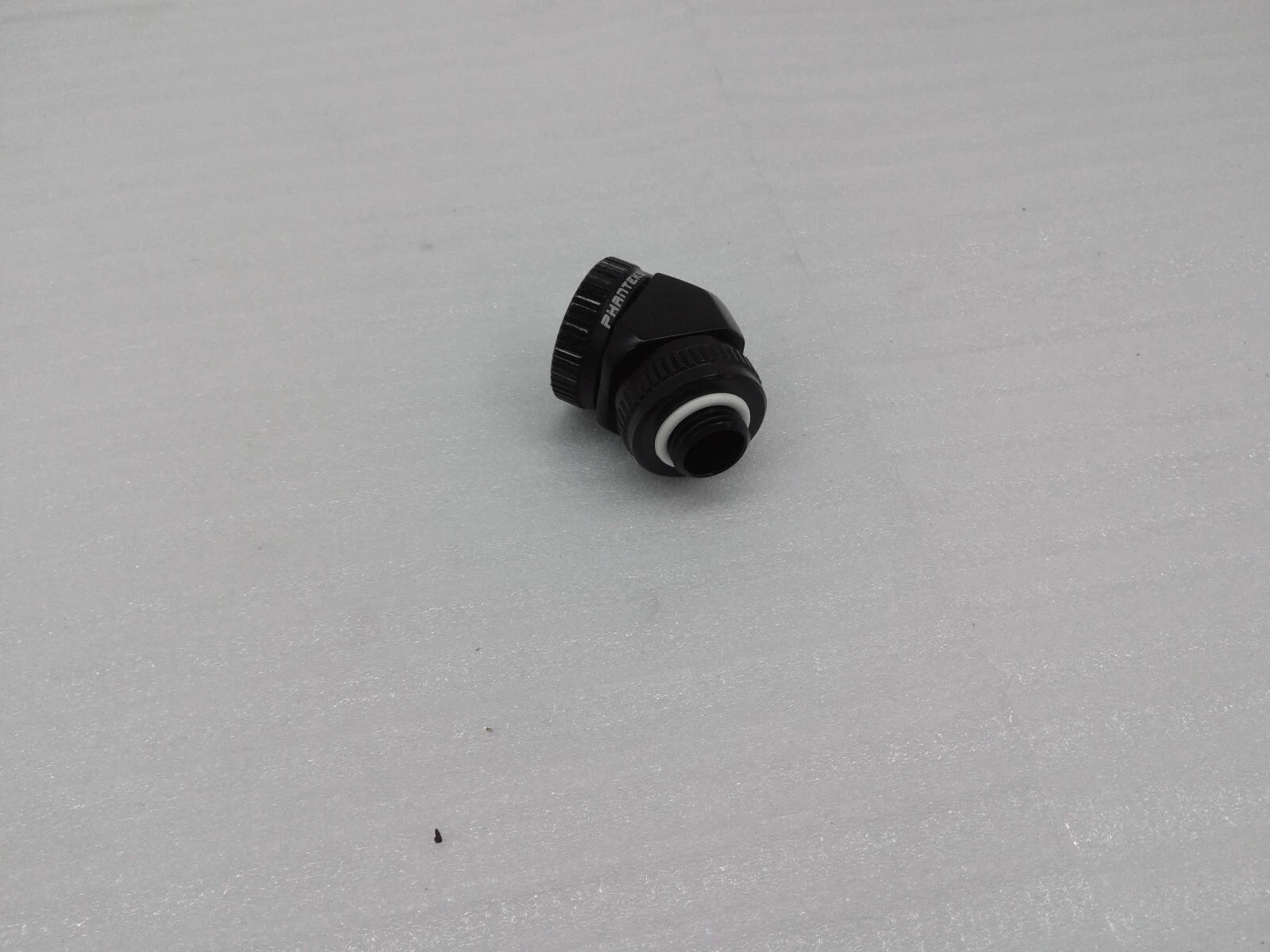 New Phanteks PH-RA45_BK16 16mm Hard Tube Rotary fitting 45 Degree G1/4-Black