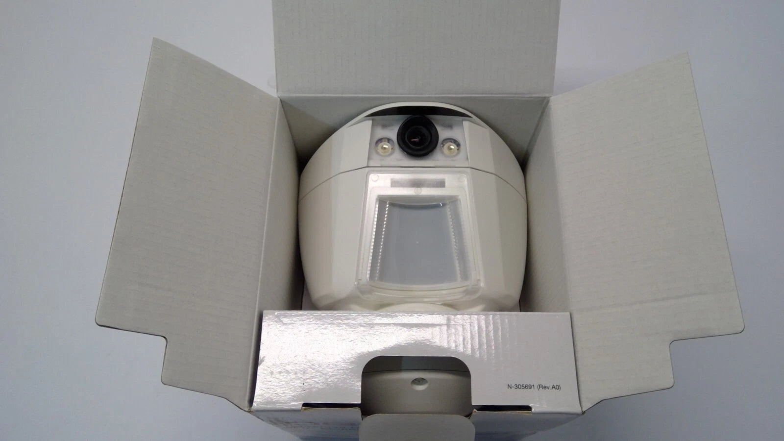 DSC PG9944 Wireless Outdoor PIR Motion Detector With Built In Camera