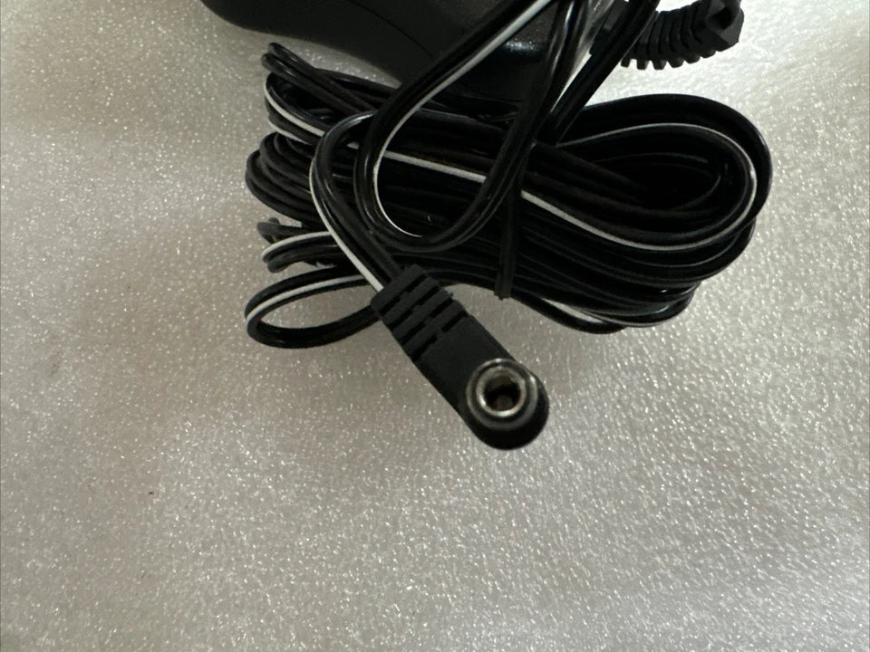 Universal 5VDC 300mA 15W AC Adapter FYAD-15W-0500300 Charger Power Supply 5.5mm